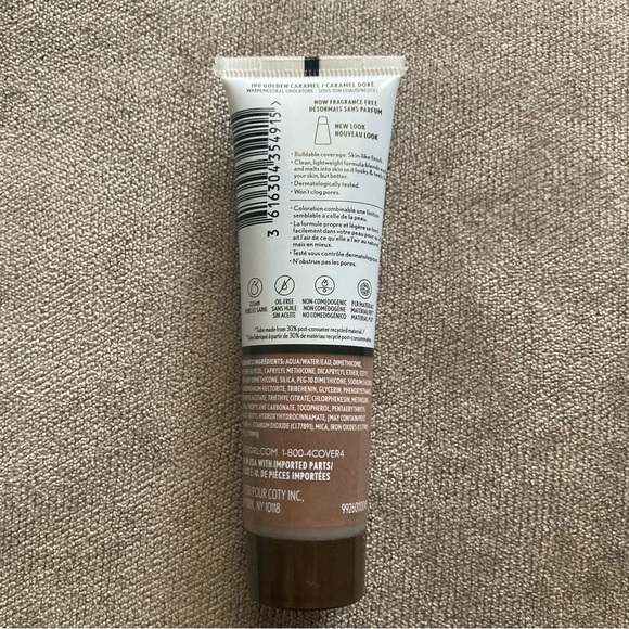 New Covergirl Clean Invisible Golden Caramel Foundation - Picture 2 of 2